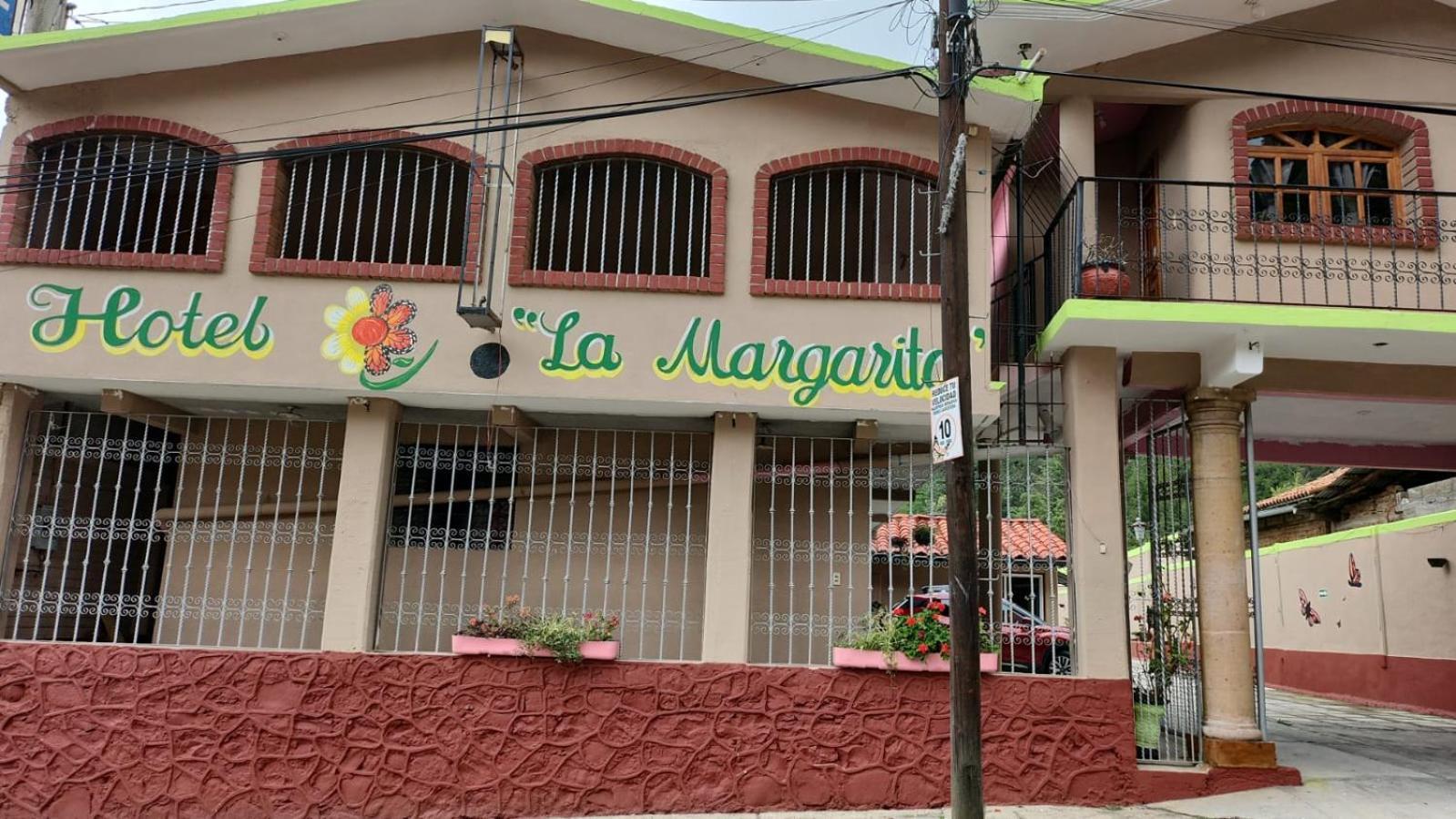 Hotel La Margarita Mineral de Angangueo Exterior photo